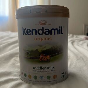 Organic Kendamil Stage 3 Formula. For babies over 12 months.